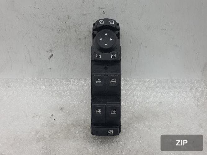 Renault SM3 2011 — блок управления стеклоподъёмниками передний левый 254004011R