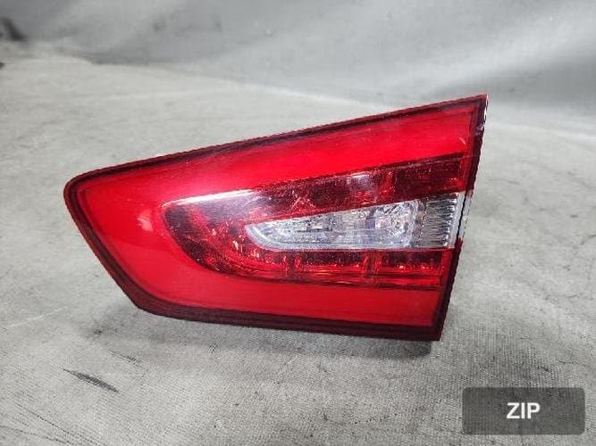 Kia K7 2015 — панель отделки багажника, правая