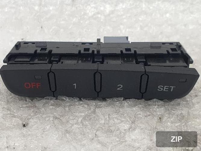 Audi A4 2016 — кнопка/переключатель 8K0959769