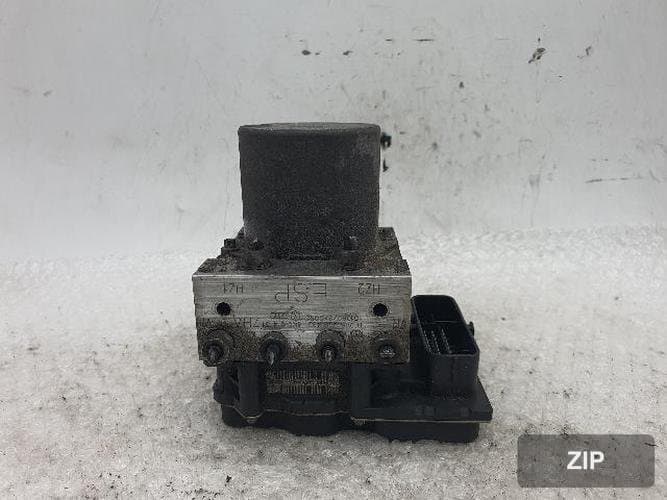 Audi A4 2016 — модуль ABS 8K0 907 379 CP