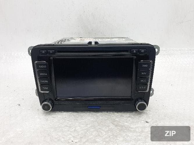 Volkswagen Golf 2013 — AV-система 3C8035685