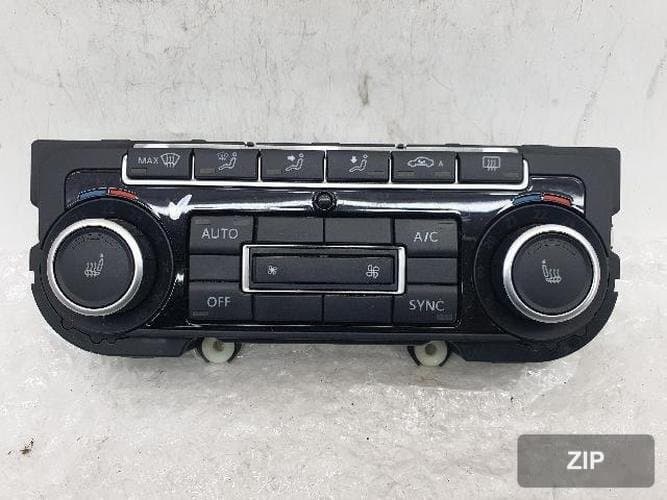 Volkswagen Golf 2012 — переключатель управления климат-контролем 5K0 907 044 GK 1