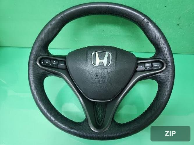 Honda Civic 2008 — рулевое колесо