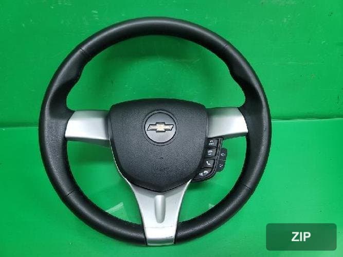 GM Daewoo Spark 2015 — рулевое колесо