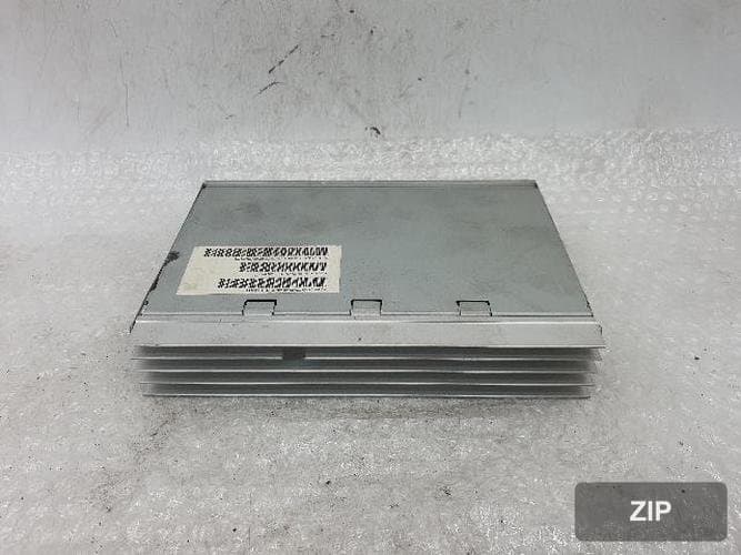 Усилитель P05064118AK