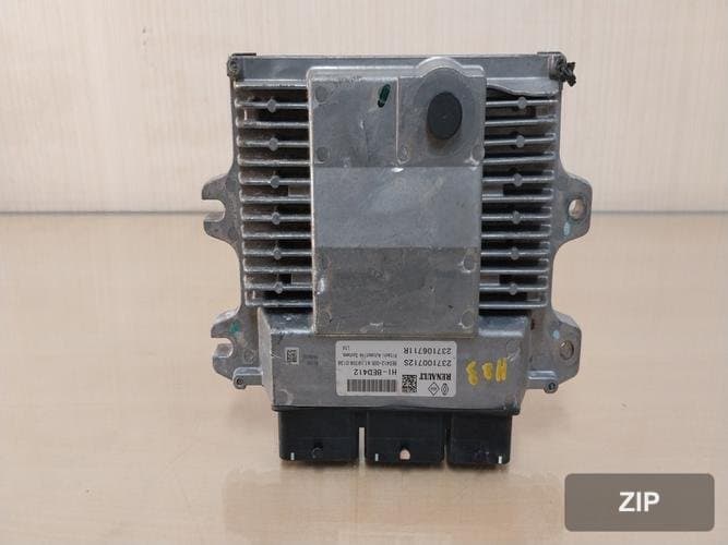 Блок управления двигателем ECU