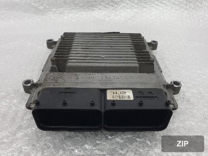 Блок управления двигателем ECU