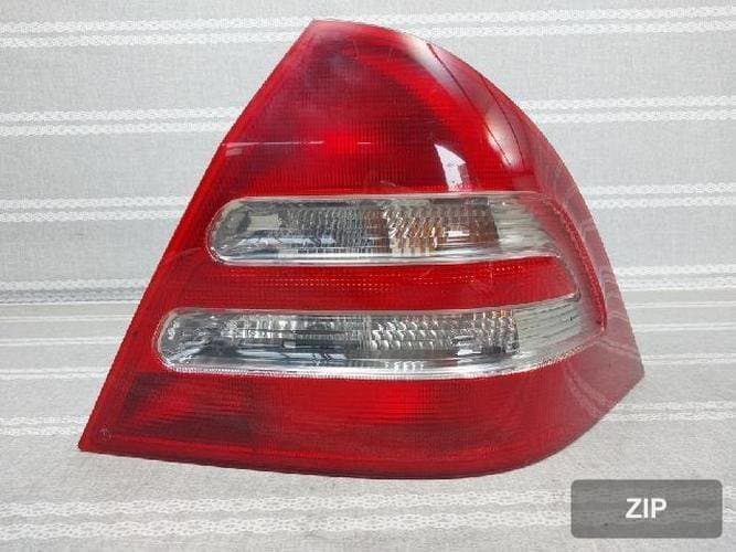 Mercedes-Benz C-Class 2002 — фонарь комбинированный задний правый (пассажирский)