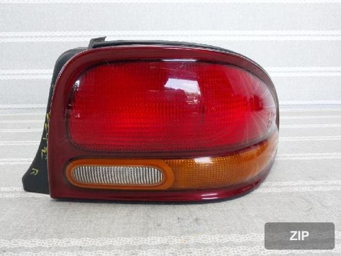 Chrysler Stratus 1997 — фонарь задний комбинированный правый (без лампы)