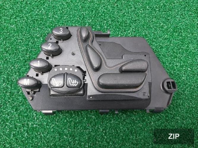 Кнопки/переключатели Mercedes-Benz S-Class 220 821 15 79 8