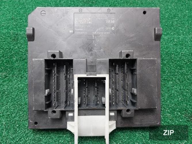 Блок управления ETACS/BCM 5Q0937084AJ