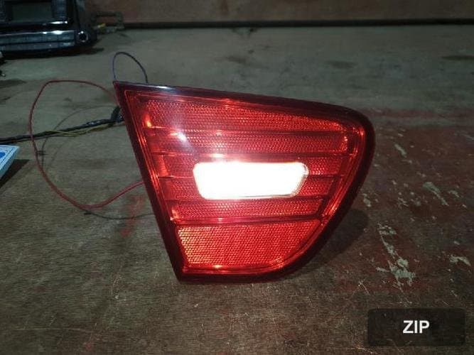 Hyundai Avante 2009 — задний фонарь левый внутренний 92403-2H000