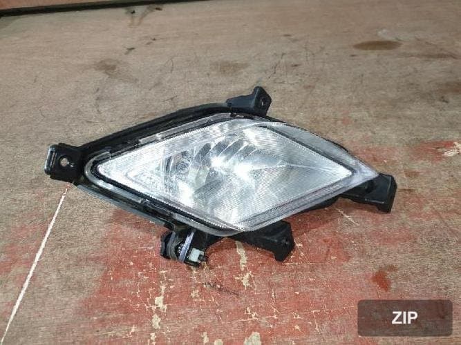 KG Mobility Korando 2012 — противотуманный фонарь правый 83202-34001