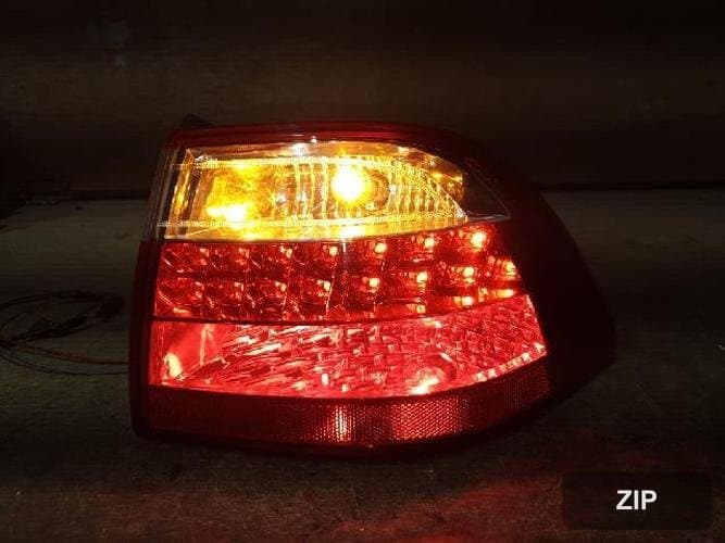 Kia Lotze 2007 — фонарь задний правый (внешний) 92402-2G100