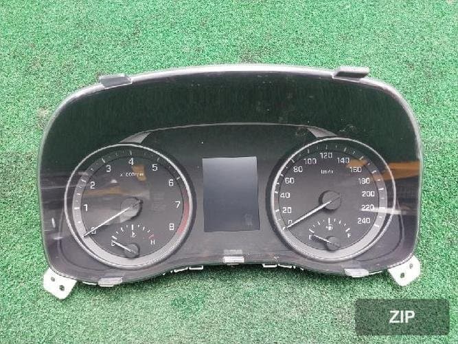 Приборная панель (щиток приборов) 94013-F2030
