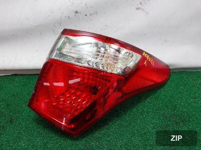 Hyundai Veracruz 2012 — комбинированный фонарь задний правый 924023J000