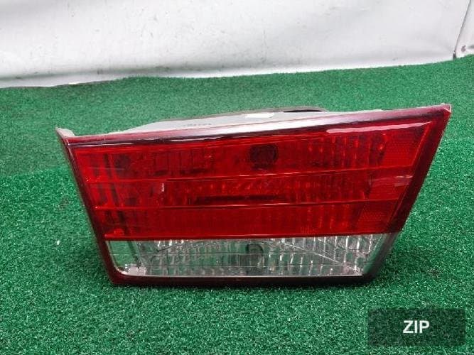 Hyundai Sonata 2005 — фонарь багажника белый