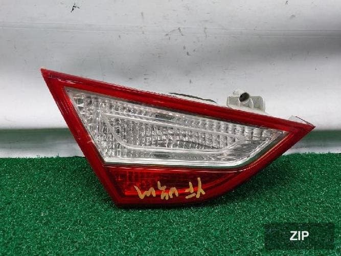 Hyundai Sonata 2010 — облицовка задней двери левая