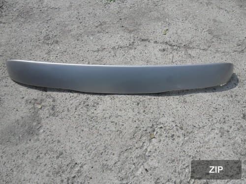 Спойлер крышки багажника правый Starex (872114A500)