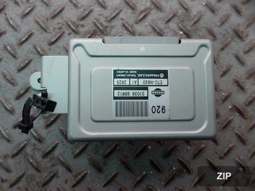 Блок управления коробкой передач TCU 31036-98W12