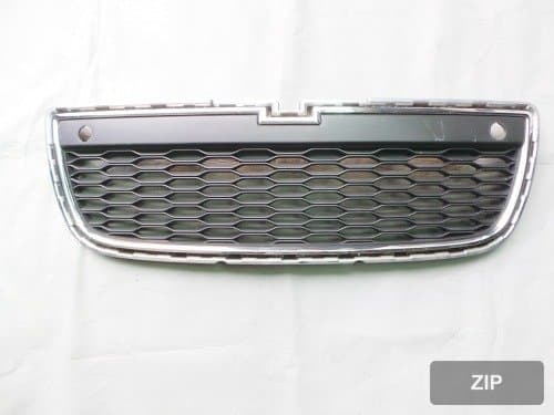 Нижняя решётка радиатора Captiva 95489553/95136396 с датчиком парковки