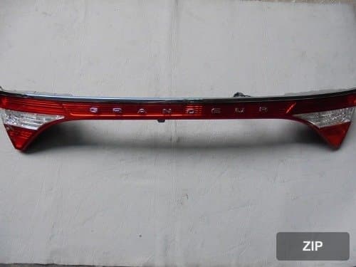 Накладка крышки багажника с фонарём Grandeur HG 924013V000 (без камеры)