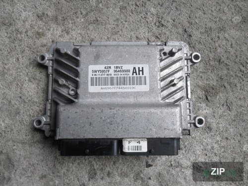 Блок управления двигателем ECM 96469980