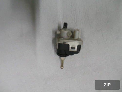 Фара передняя с моторчиком регулировки HID 92130-39070