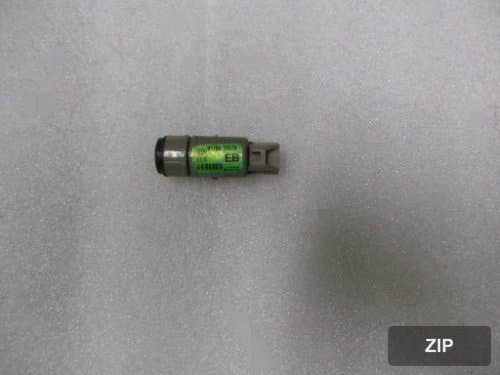 Датчик парковки передний 957003R120EB