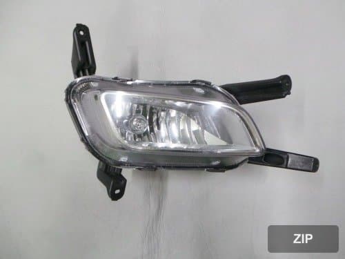 Противотуманная фара переднего бампера правая 922022T500