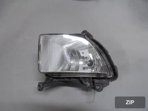 Фара противотуманная передняя левая 922011M400