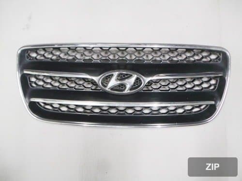 Решетка радиатора Santa Fe CM 865612B020 05-09