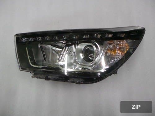 Фара передняя левая HID 8310135B00