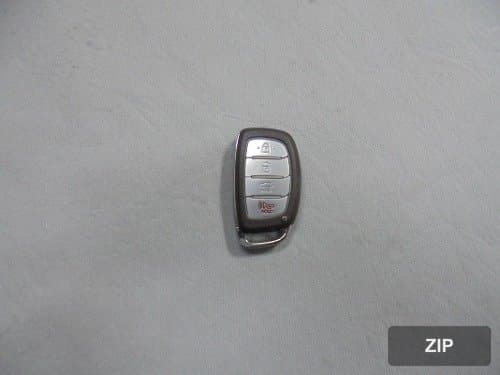 Смарт-ключ с пультом управления i40 Saloon 954403Z100