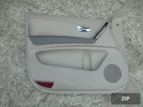Обшивка двери передняя левая P722A134000EAW