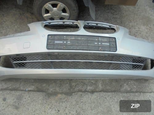 Накладка переднего бампера BMW 5 (E60, E61) 51117178068 с нижней решёткой и 4 датчиками