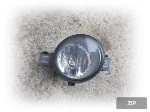 Противотуманная фара переднего бампера (правая) QM5 8200002470 89206441
