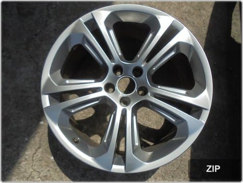 Диск алюминиевый 20" (8.5Jx20H2 ET33) 8R0601025BK
