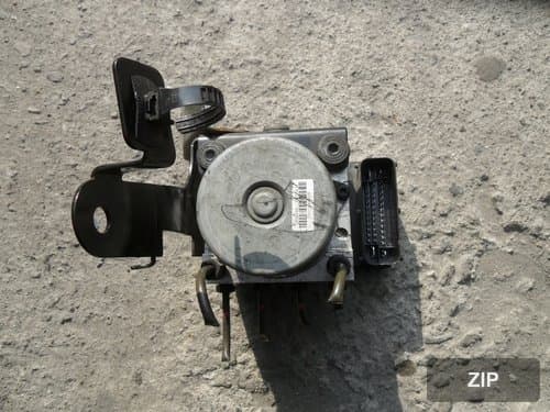 ABS модуль 589202T010