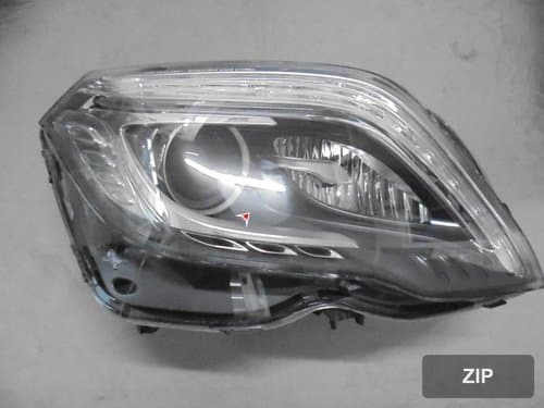 Стекло фары передней правой HID