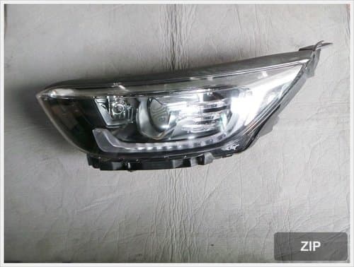 Фара передняя левая LED 10-контактная 92101H8500