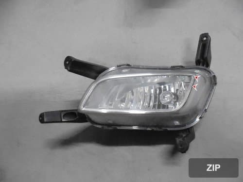 Противотуманная фара передняя левая 922012T500