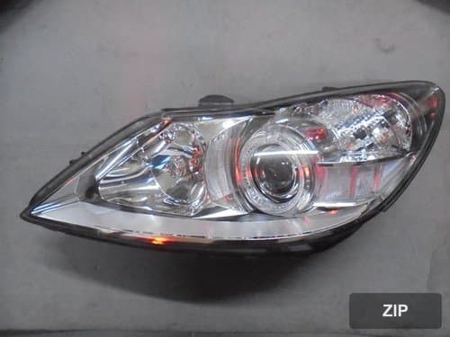 Фара передняя левая HID 921013M020