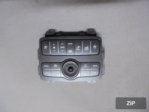 Пульт управления аудиосистемой Equus 899103N741VM5