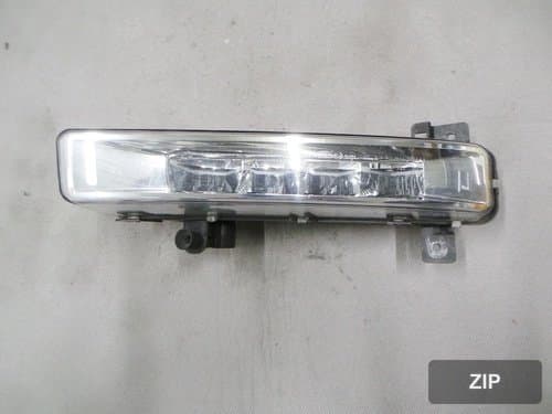 Противотуманная фара LED левая