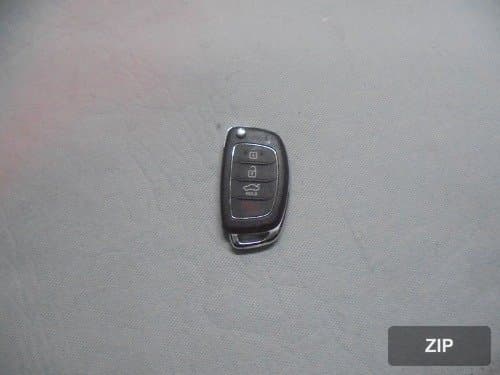 Ключ складной с дистанционным управлением 95430C1010