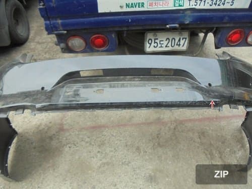 Накладка заднего бампера верхняя K8 86611L8000 86611L8001 (4 отверстия под датчик)