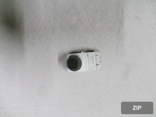 Крышка бампера задняя с датчиком системы парковки 95720A7501