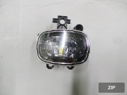 Противотуманная фара LED правая