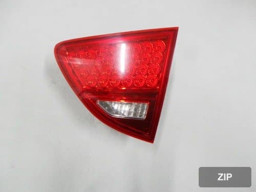 Задний фонарь правый LED 4-контактный 924063J100